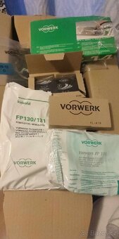 Prodám zánovní vysavač worverk s mnoha příslušenstvím. - 5