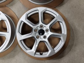 sada originálních alu AUDI 6,5x17" 5x112 ET39 R17 - 5