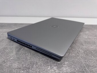 Dell Latitude 5520 - Core i5-1135G7 / Win 11 / 15.6” FHD - 5