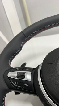 Prodej volant BMW M5 – nový, s tlačítky M1/M2 - 5