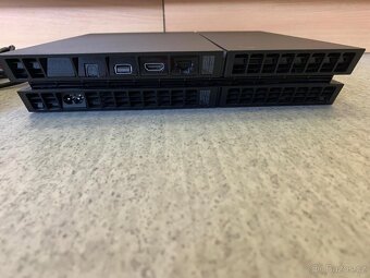 Sony Playstation 4, 500 Gb + Originální ovladač - 5