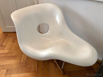 Originální křeslo Eames LA CHAISE (Vitra) - 5