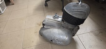 ČZ 250/455 motor - 5