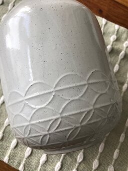 Béžová váza scandi - 5