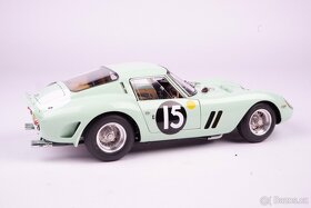 CMC Ferrari GTO 1:18 1962 - 5