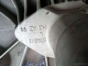 BMW hořčíkové víko ventilů - 5