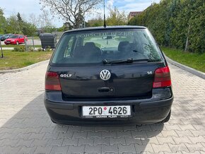 Volkswagen Golf,  1.6 16v - 5