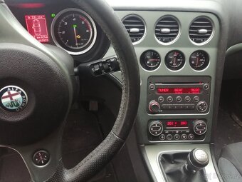 Alfa Romeo 159 - 5