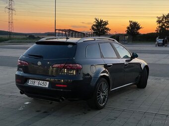 đ„Alfa Romeo 159â2.4JTDm, 147 kW â 2010âQ-Tronicđ„ - 5
