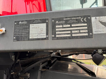 Prodám sklízecí mlatičku Massey Ferguson 7382 Centora - 5