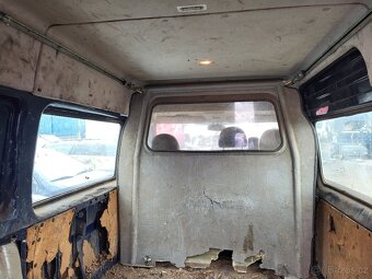 FORD TRANSIT MK7 2.2 TDCi 85kW, motor SRFA, nahradni dily, N - 5