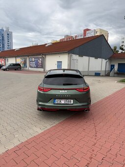 Kia ProCeed GT 1.6 T-GDI 150 kW | 09/2023 | Automat | 33 000 - 5