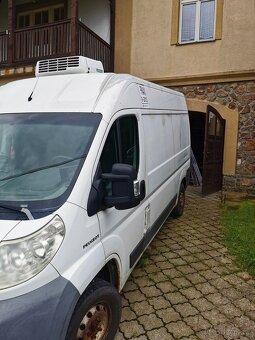 Prodám Peugeot boxer chladirenska vestavba. - 5