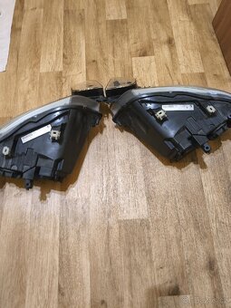 Světla přední originál ZKW komplet BMW E90 a E91 - 5