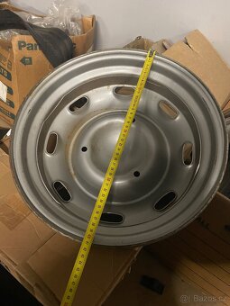 Renault R8 plechová kola - 5