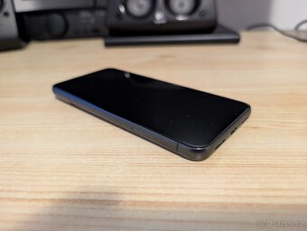 Google Pixel 8 8GB 128GB - 5