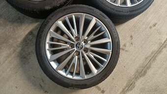 Komplety Toyota Avensis - 5