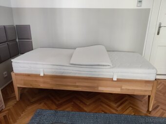 Dřevěná postel 90200 + špičková matrace Sensapol - 5