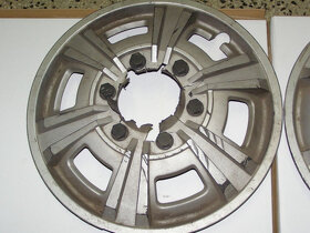 Prodám poklice Ymos 15" - 5