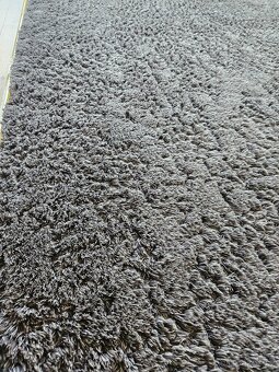 2 koberce 160x230 a 140x200 - 5