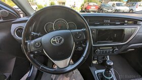 Toyota Auris 2.0D (91kW) hatchback - 5