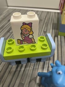 Lego Duplo 10606 - Doktorka Plyšáková - Ordinace na dvorku - 5