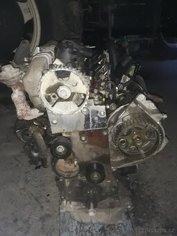 Motor PEUGEOT 2,0 HDi 66 KW - diesel - 5