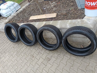 Prodám Pirelli scorpion winter2 r21 z Enyaq RS dvourozměr - 5
