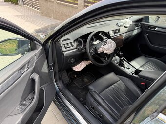 Škoda Superb Combi 2.0 TDI 8/2020 STYLE PLUS - 5