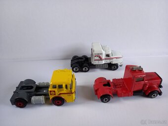 MATCHBOX CONVOY - MACK CH600 - POZRI DETAILNÉ FOTO - 5
