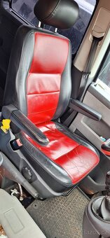 VW T5 CARAVELLE sedačky kůže 8 míst - 5