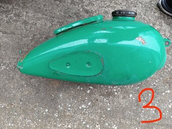 Nádrž K750 K650 K750M MT9 MV750 MB750 Dněpr Ural - 5