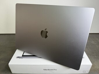 MacBook Pro 16'' 2021 / M1 Max / 32GB / 1TB SSD / Space Gr - 5