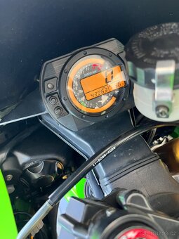 Kawasaki ZX10-R Ninja 2005 - 5