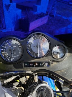 Yamaha yzf thundercat 600 - 5