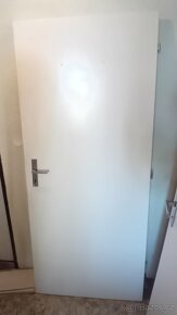 Interiérové bílé dveře plné i sklo - 5