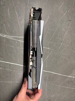 Prodám MSI Radeon RX 6600 XT Gaming X 8G - 5