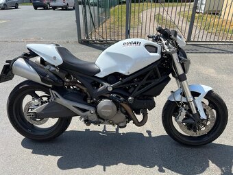 DUCATI MONSTER 696 - 5