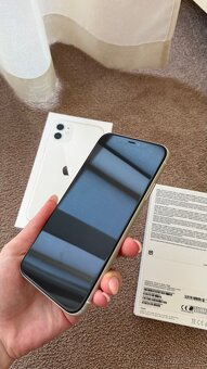 iPhone 11 128 GB, bílý - 5