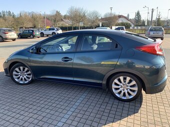 Honda civic 1.8 104kw - 5