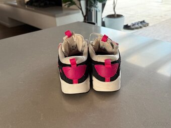 Dětské boty NIKE,CONVERSE,UNDER ARMOUR,ADIDAS, EMU 1.část - 5