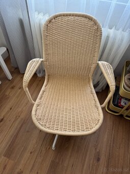 IKEA STIGBYGEL otočná židle s područkami, béžová/bílá - 5