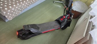 Segway eKickScooter ZT3 Pro E - 5