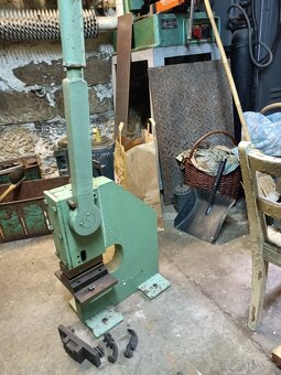 STROJNÍ SVĚRÁK - 5