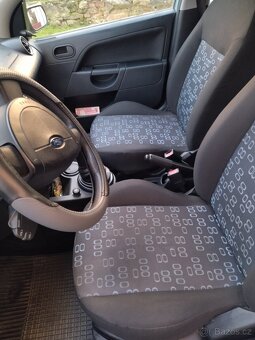 Ford Fiesta - 5