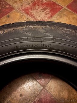 Celoroční pneu Nokian 225/60 r17 Suv - 5