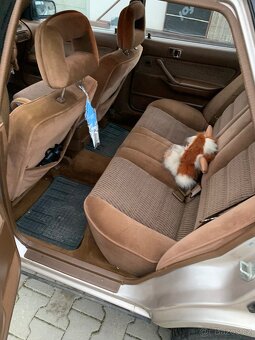 Toyota Camry 2.0TD - 5