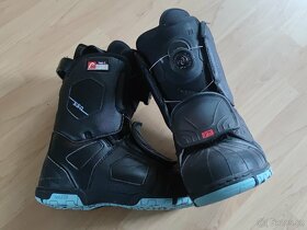 Juniorský snowboard, vázání a boty - 5