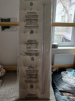 Polstrování postele s led osvětlením - 5