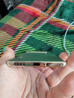 Infinix Note 40 PRO 12GB/256GB Vintage Green - 5